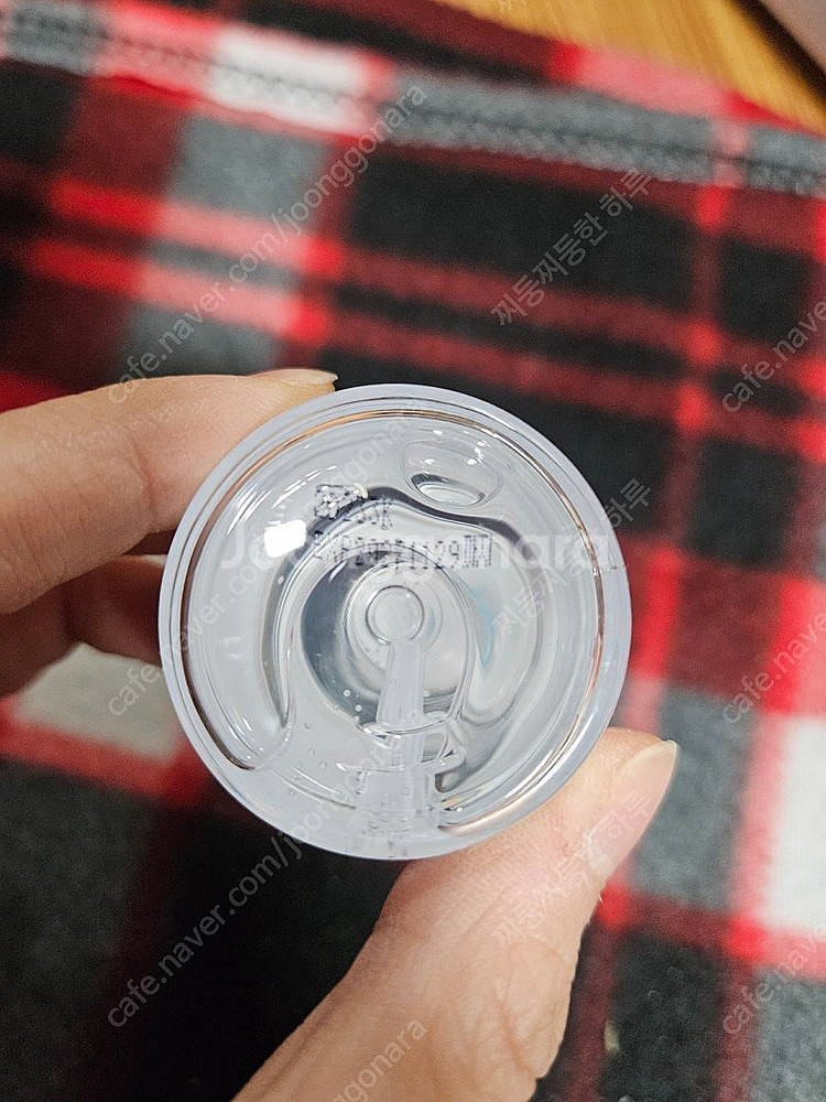 더마팩토리 나이아신아마이드 20% 세럼 30ml 4천원--3