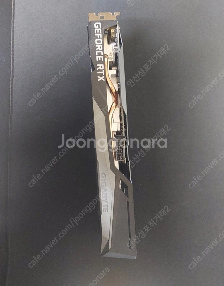 기가바이트 RTX3050 3팬 그래픽카드--1