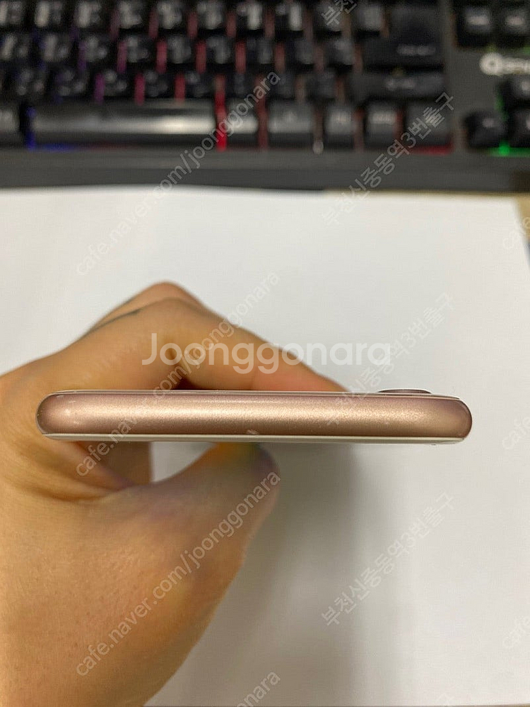 500781 아이폰8 로즈골드 액정SS급 256GB 배...--3