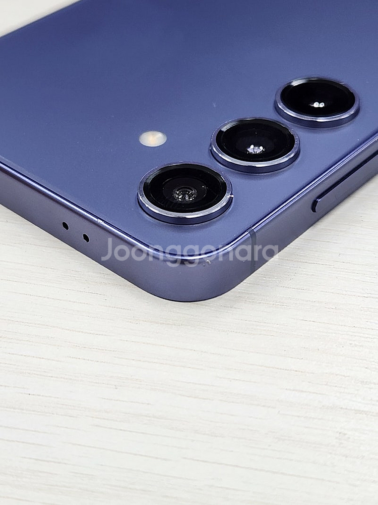 갤럭시 S24 바이올렛색상 256용량 상태좋은 무잔상 단말기 50만 판매합니다--6