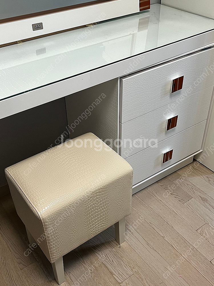 화이트 원목 화장대 상태 최상--1