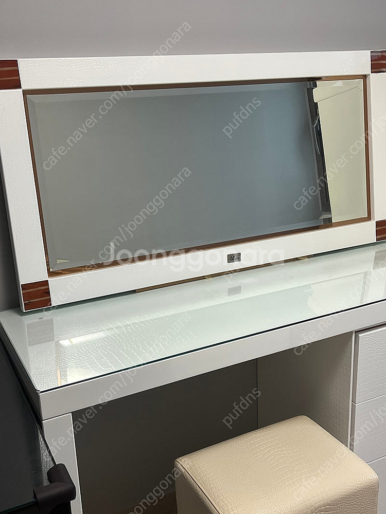 화이트 원목 화장대 상태 최상--2