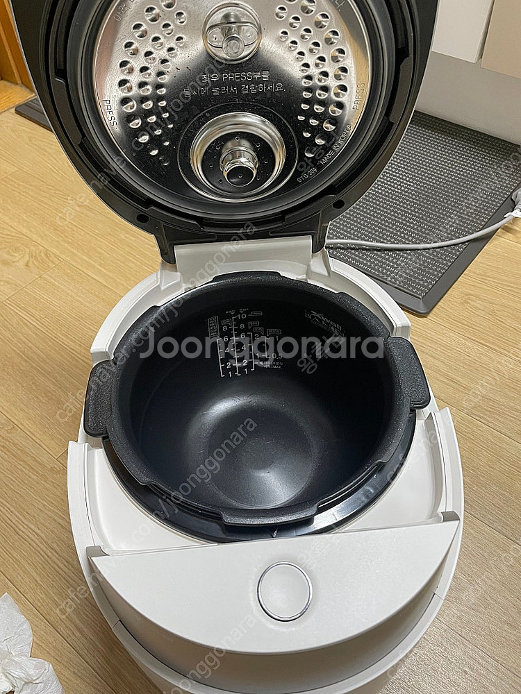 쿠쿠 CRP-LHTR1010FGWM--1