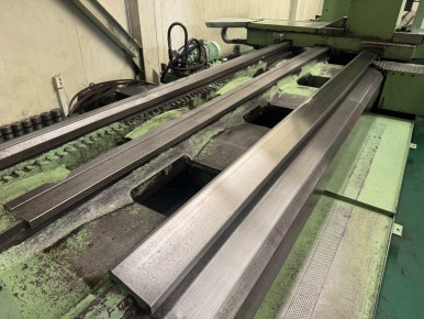 [판매중] 대형CNC선반 / DYNASTURN-17 / 최대가공경 1,700mm / 한국공작기계 이미지