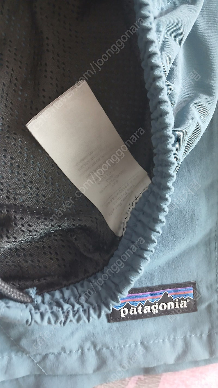 아크테릭스 와 파타고니아 반바지 이미지