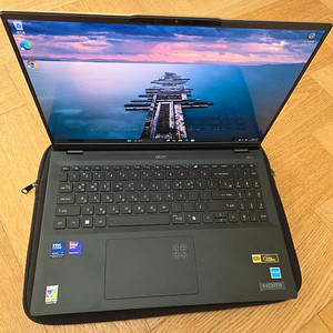 에이서 Swift16 AI SF16-51-70J2 RAM 32GB 512GB