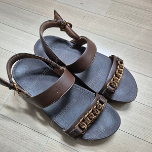 핏플랍 로티체인 샌들 브라운 250
