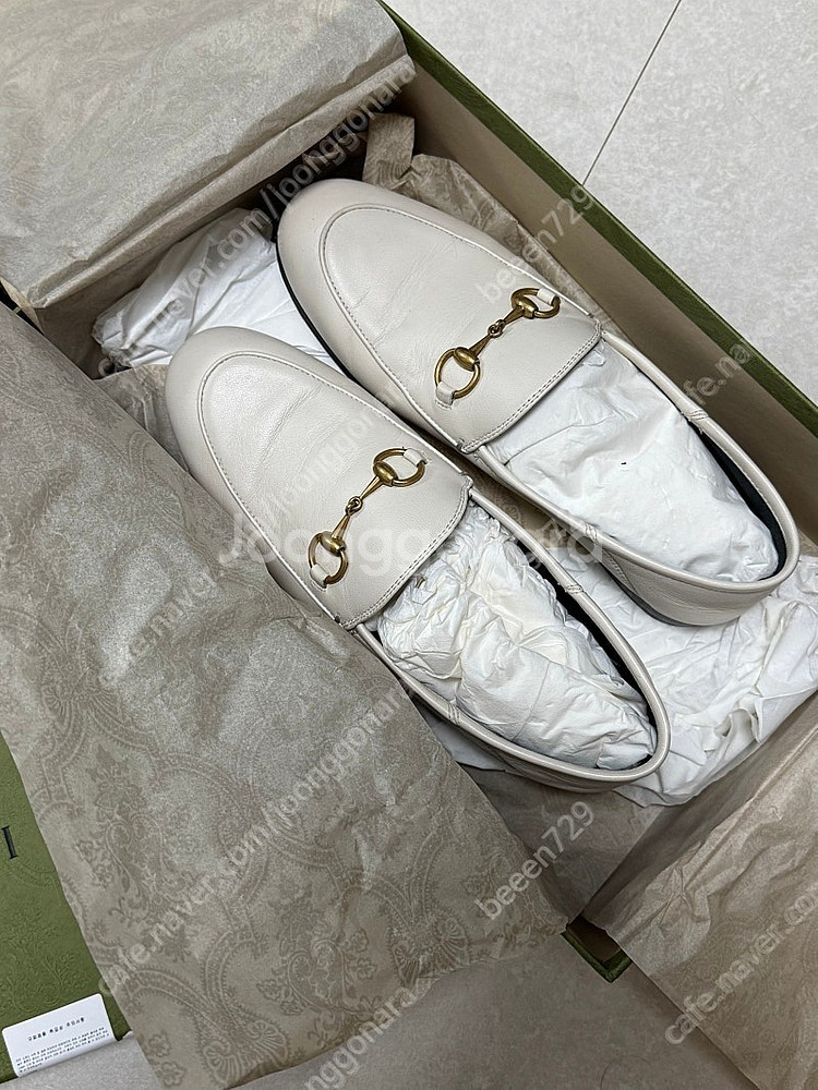 구찌 조르단 로퍼 화이트 36.5 가격내림--0