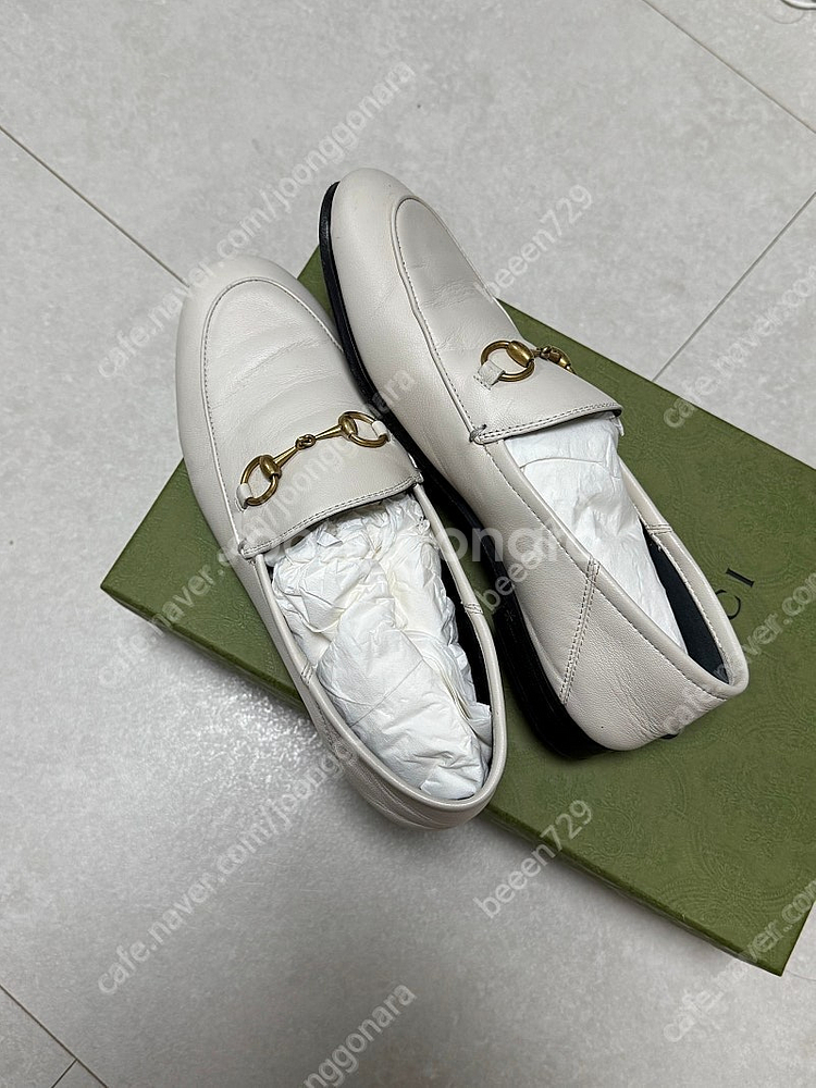 구찌 조르단 로퍼 화이트 36.5 가격내림--1