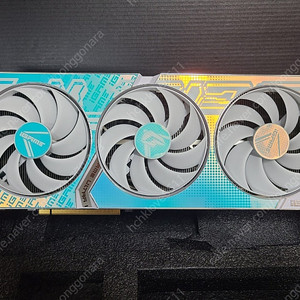RTX4080 SUPER ULTRA W OC 16G 조립만한 벌크제품 미사용 컬러풀