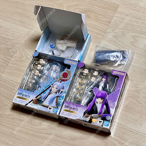 shf 프리렌 페른 천옷 포함 구매합니다