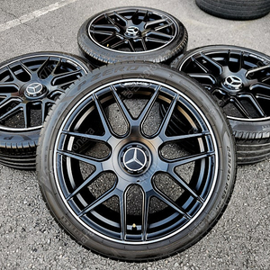 [판매] 벤츠 E클레스 CLS S63 AMG 퍼포먼스 스타일 19인치 휠타이어 세트 팝니다.