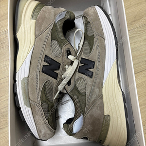 뉴발란스 자운드 992