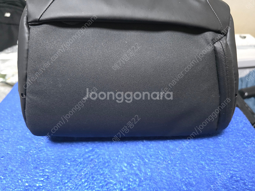 피지테크 원고 에어 20L 카메라 백팩 팝니다--8