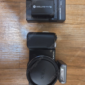 소니 NEX 5 카메라 바디 판매합니다