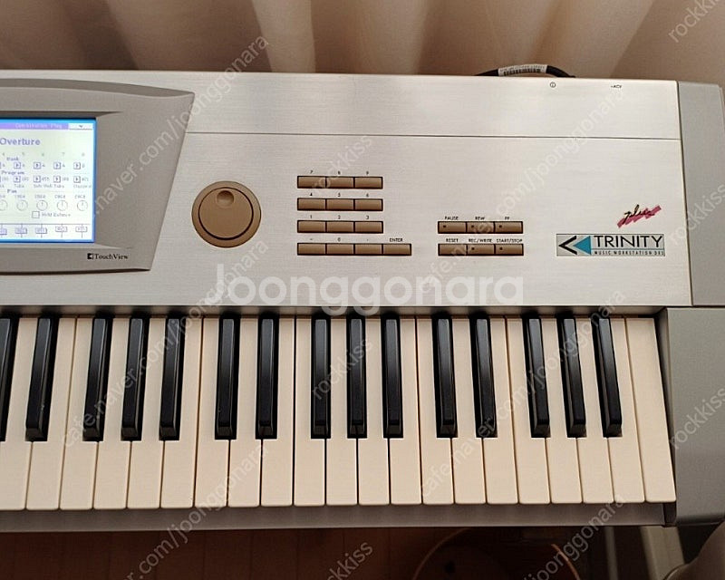 KORG Trinity plus 61건반 신디사이저--2