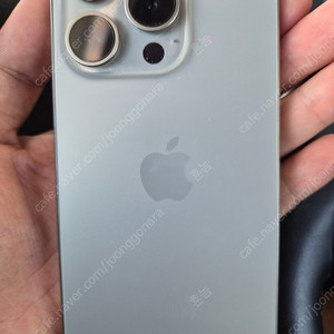 아이폰15프로 내추럴 티타늄