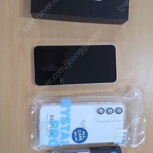 갤럭시 S24 플러스 512GB 크림색 팝니다.