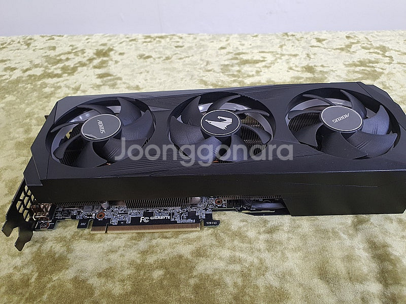 기가바이트 aorus 지포스 rtx 3060 12g--1
