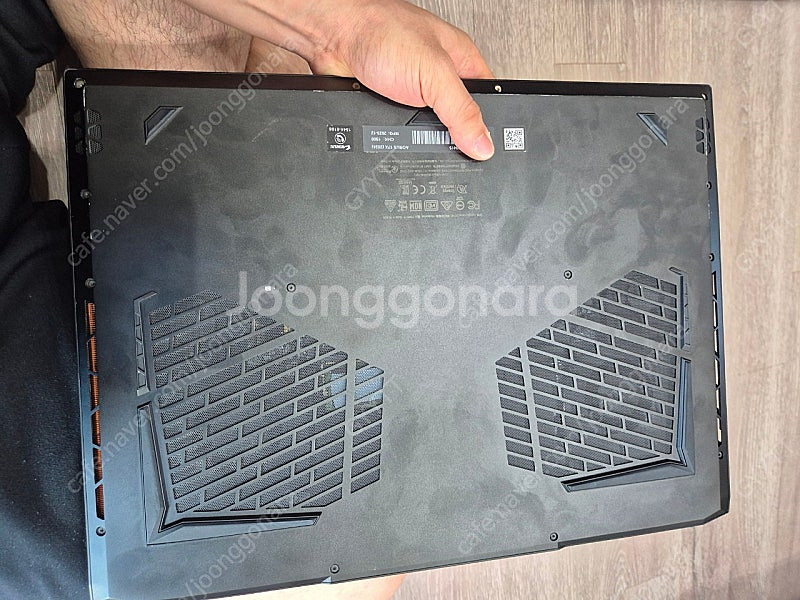 기가바이트 어로스17x 14900hx 4090 노트북팝...--3