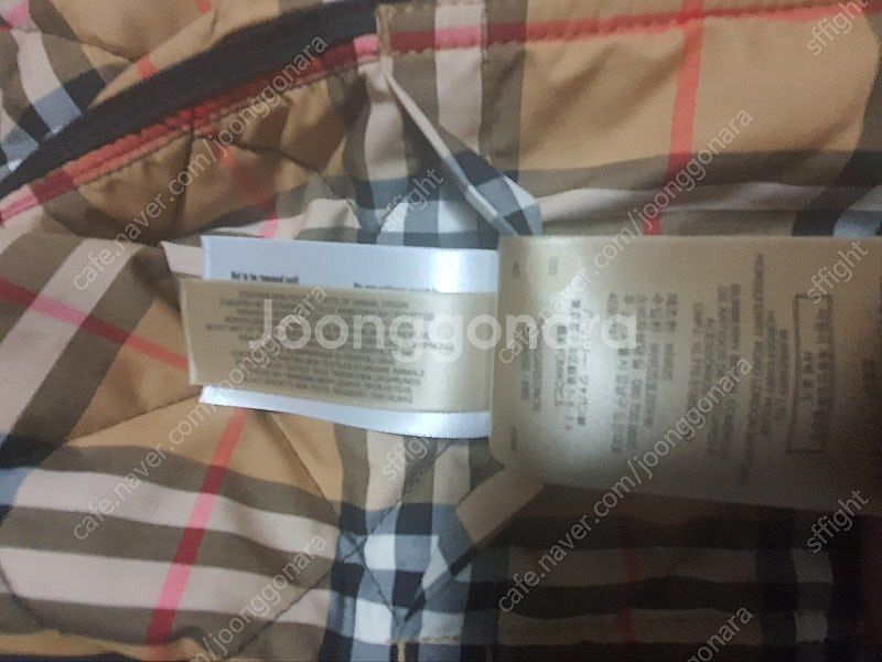 버버리 클리프톤 퀼팅 자켓 판매합니다.--0