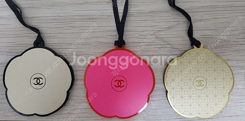 정품) 새상품 샤넬 참 키링 18종 (코스메틱)--2