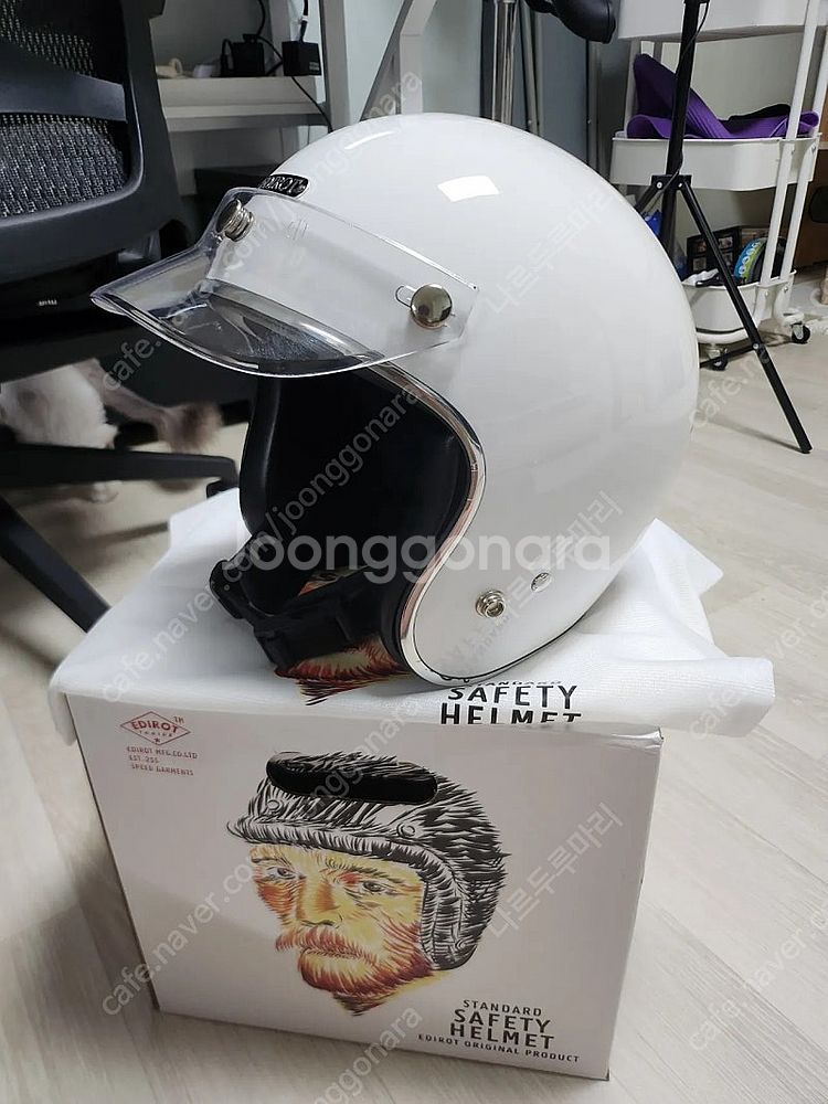 에딜롯 GT 소두핏 크롬몰딩 커스텀 헬멧 판매--1
