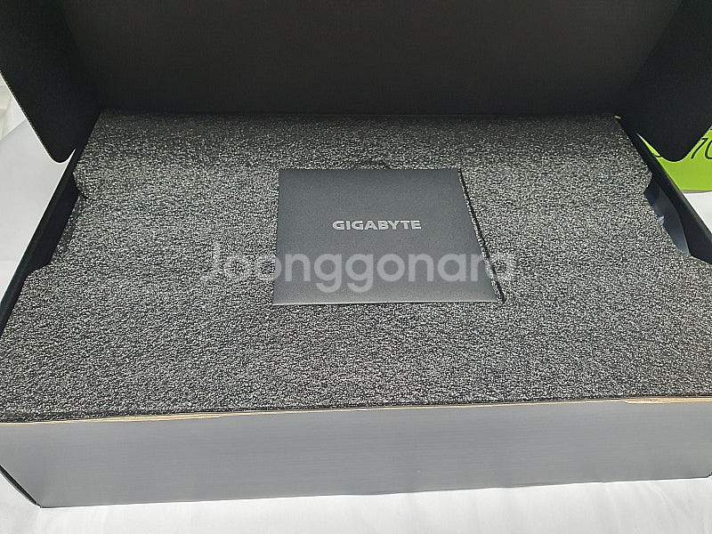 기가바이트 5070ti aero 미개봉--3