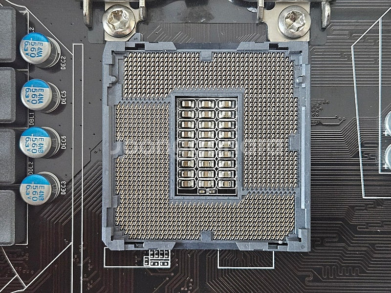 i5 4670 , 기가바이트 H97 , DDR3 16G...--1