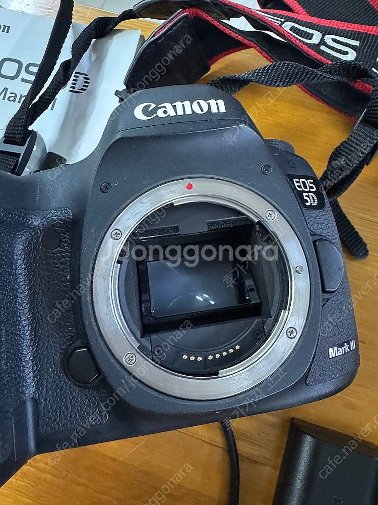 캐논 EOS 5D Mark III 카메라 판매합니다. ...--6
