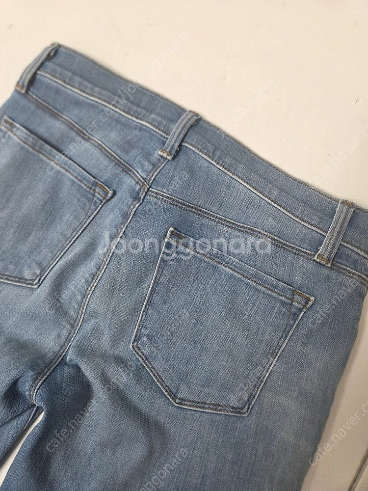 제이브랜드 여성 스키니핏 청바지 연블루(26)--4