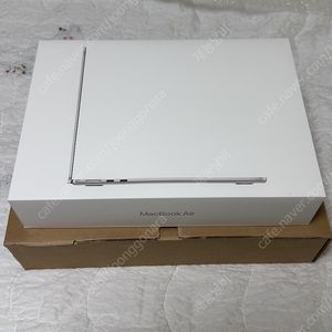 맥북에어13 m4 16램 256gb 실버 미개봉 팝니다