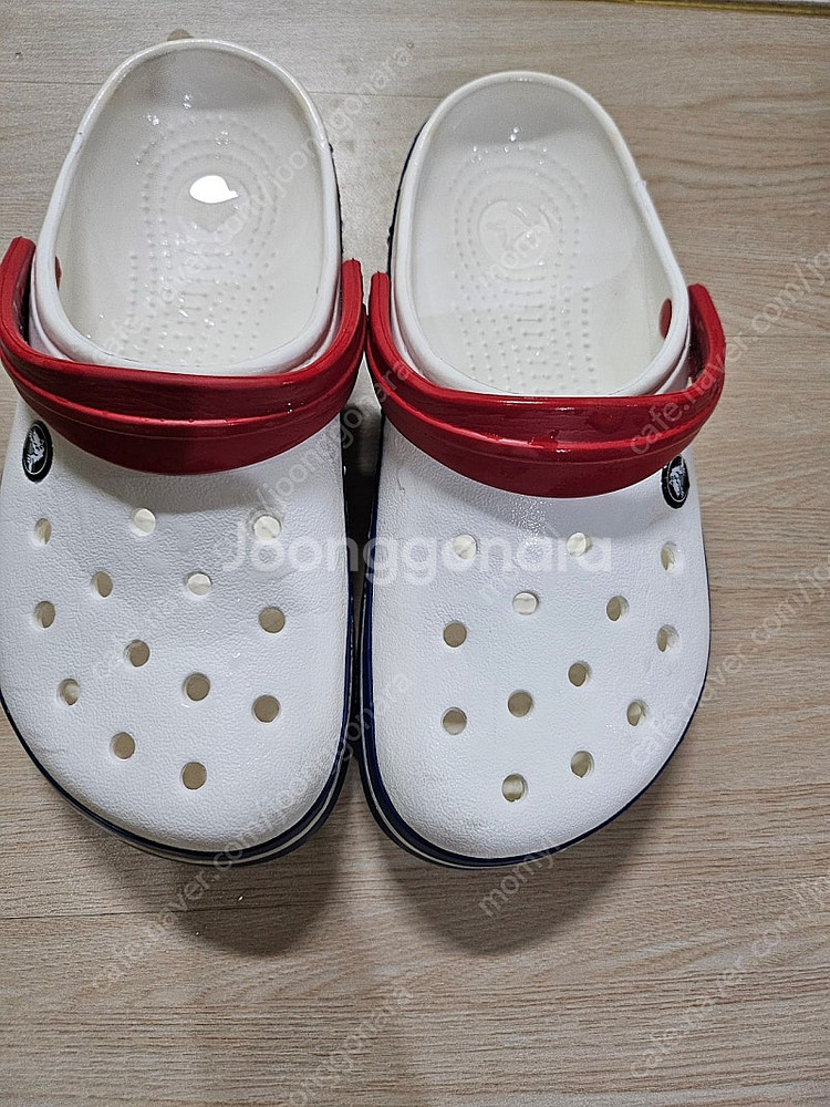 크록스(5.7)싸이즈230~235--0