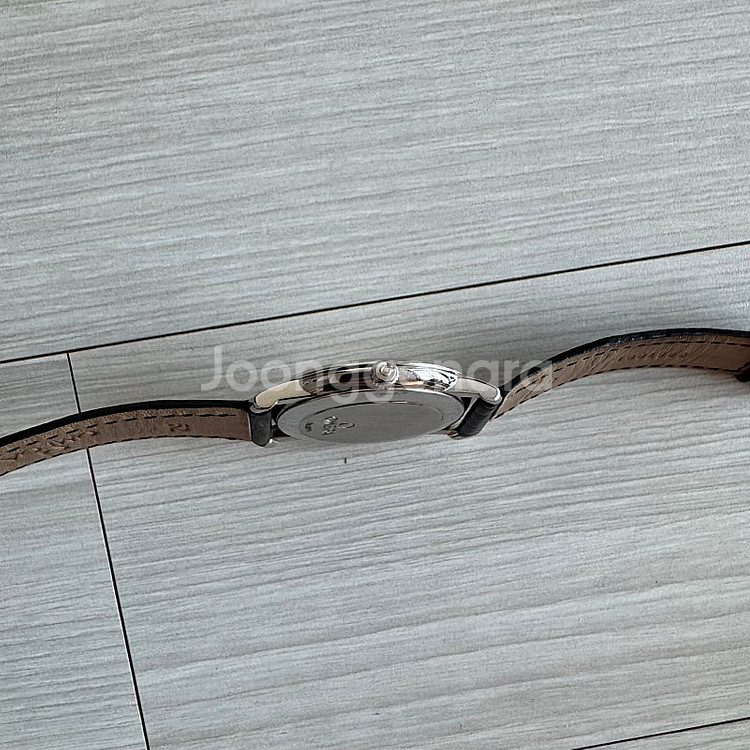 오메가 드빌 프레스티지 수동 34mm--4