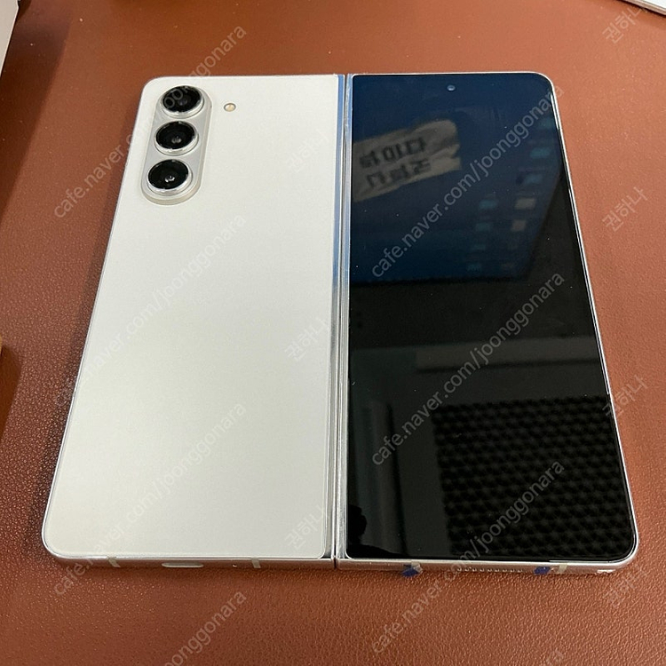 갤럭시 Z 폴드5 512 화이트 크림 + 삼성케어 양도 가능--5