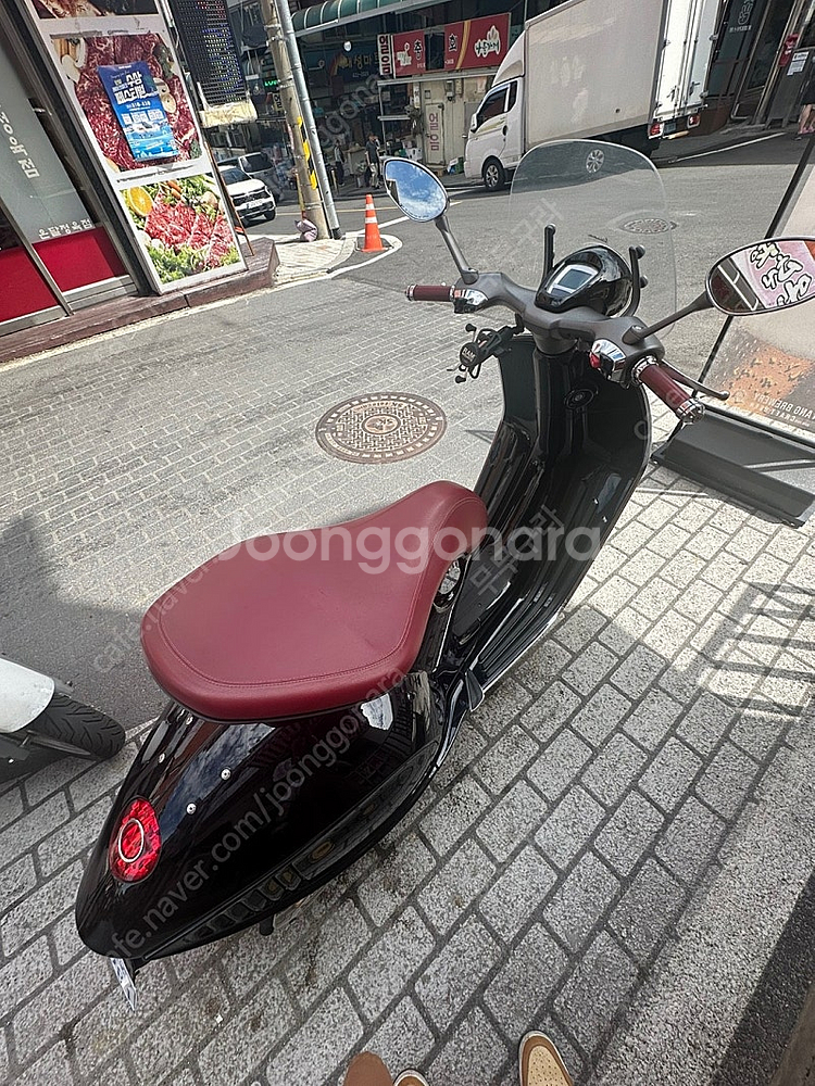 베스파 946 판매합니다--1