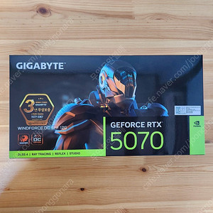 기가바이트 RTX5070 윈드포스 3팬