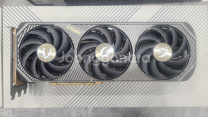 ZOTAC RTX 5080 SOLID CORE OC 제...--1