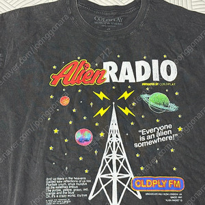 [새상품] 콜드플레이 에일리언 라디오 티셔츠 차콜 / 2XL 팝니다