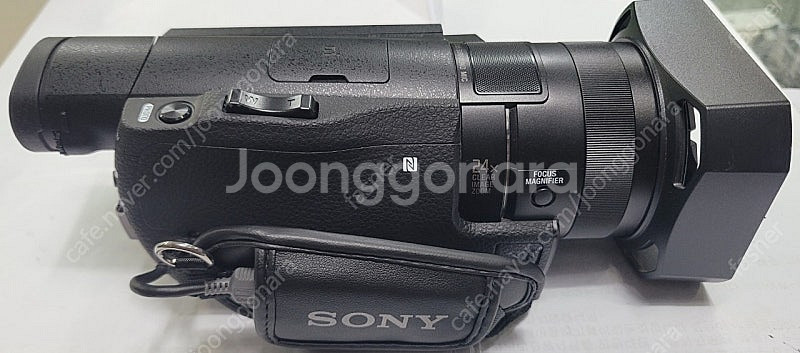 소니 디지탈캠코더 cx900. 신품동일수준 팝니다.--2