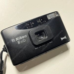 니콘 AF600 단렌즈 똑딱이 자동 필름 카메라