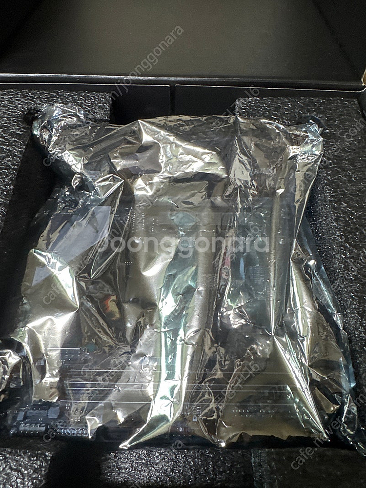 기가바이트 gigabite x570i aorus pro...--1