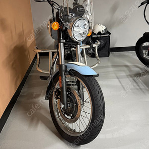 로얄앤필드 메테오350 오로라블루 이미지