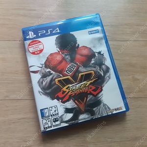 PS4 스트리트 파이터5 팝니다