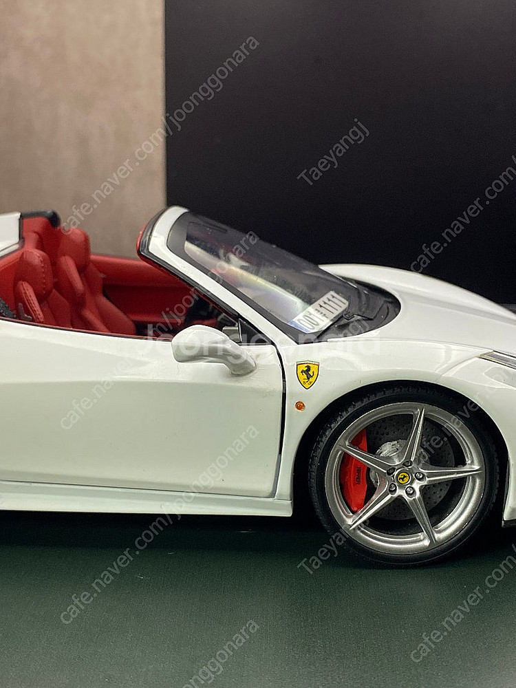 1:18 페라리 458스파이더 핫휠 엘리트 다이캐스트--8