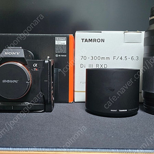 소니 A7R4A 와 탐론 70-300 f4.5~6.3 Di 3 RXD 렌즈 판매합니다