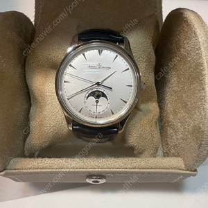 예거르쿨트르 울씬문 39MM 판매합니다(직거래우선)