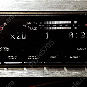 마란츠 CD / MD 콤비네이션 데크 좋은가격에 판매합니다 ( marantz CM6200 )