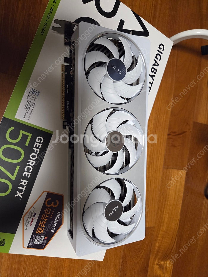 기가바이트 RTX5070 AERO (단순개봉)--0