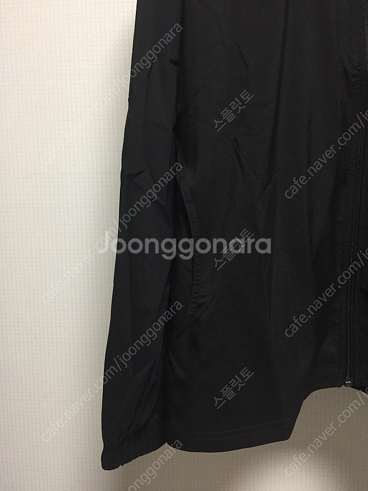 <새상품> 푸마 트레인 벤트 우븐 자켓 블랙컬러 L사이...--5